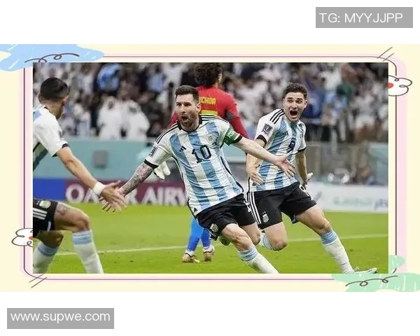 足球场上的学霸球星 他们不仅在绿茵场上出色 学业成绩也同样不容小觑